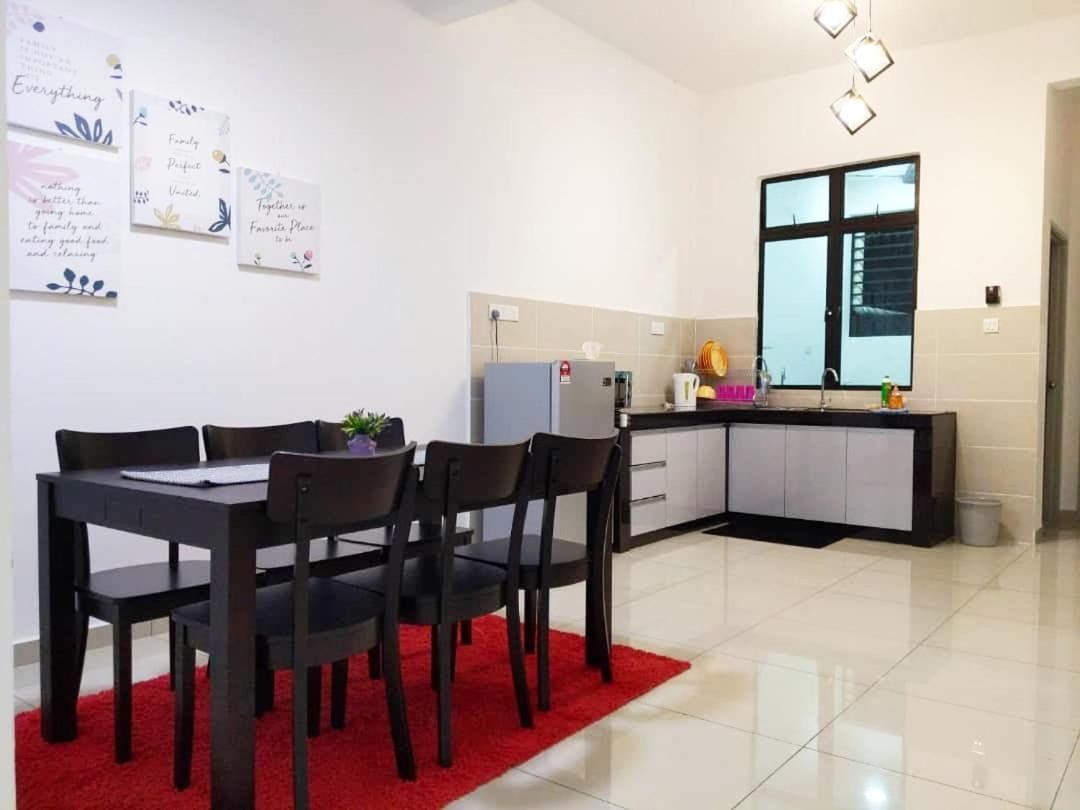 Syifa Homestay Melaka Buitenkant foto