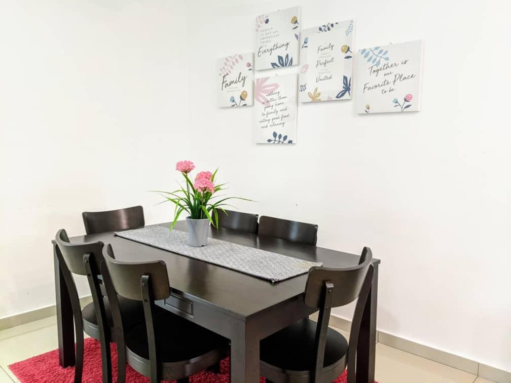 Syifa Homestay Melaka Buitenkant foto