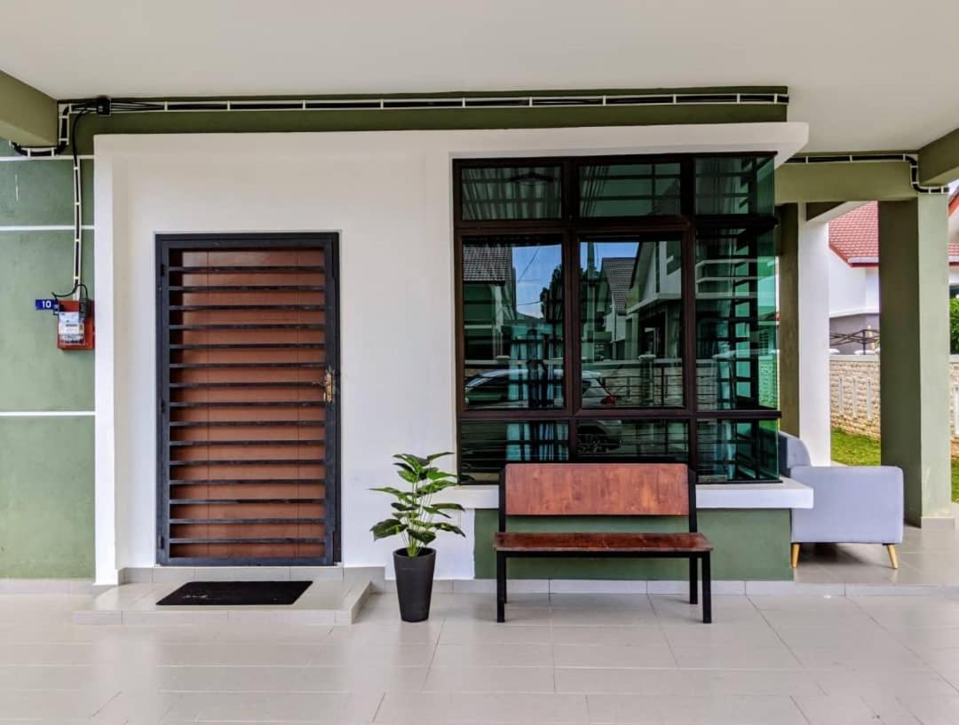 Syifa Homestay Melaka Buitenkant foto